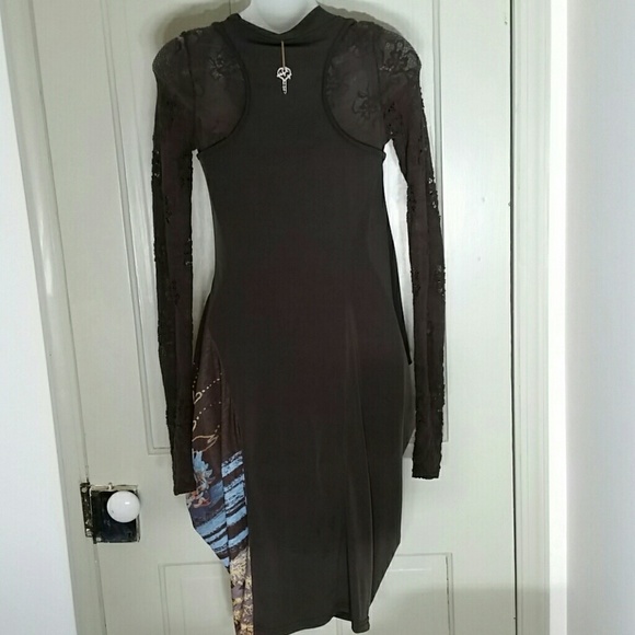 2026 Dress - Picture 6 of 8